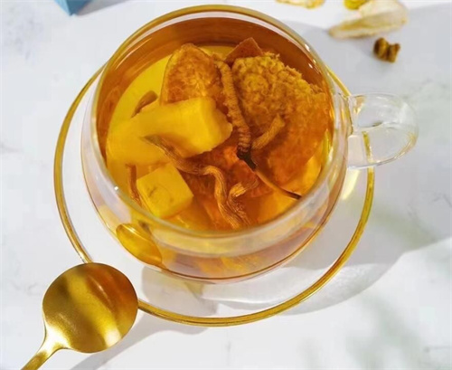 冬蟲夏草營養酒的制作方法 冬蟲夏草怎么泡酒？